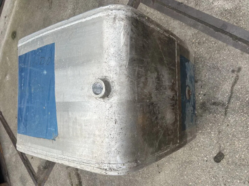Diversen Hydrauliek tank l 70 b 45 h 62 - Thủy lực cho Xe tải: hình 1 Diversen Hydrauliek tank l 70 b 45 h 62 - Thủy lực cho Xe tải: hình 1