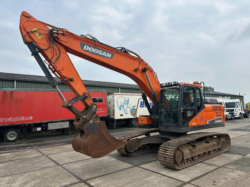 Doosan DX235LC 5 - ONLY 4226 HOURS - - Máy xúc bánh xích: hình 3 Doosan DX235LC 5 - ONLY 4226 HOURS - - Máy xúc bánh xích: hình 3