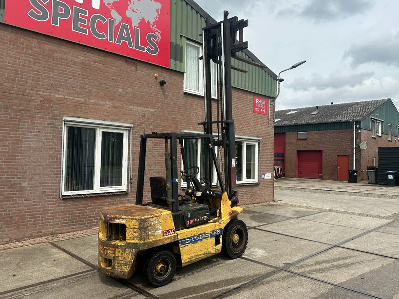 Hyster H3.00XL - 3 TONS - Xe nâng diesel: hình 4 Hyster H3.00XL - 3 TONS - Xe nâng diesel: hình 4