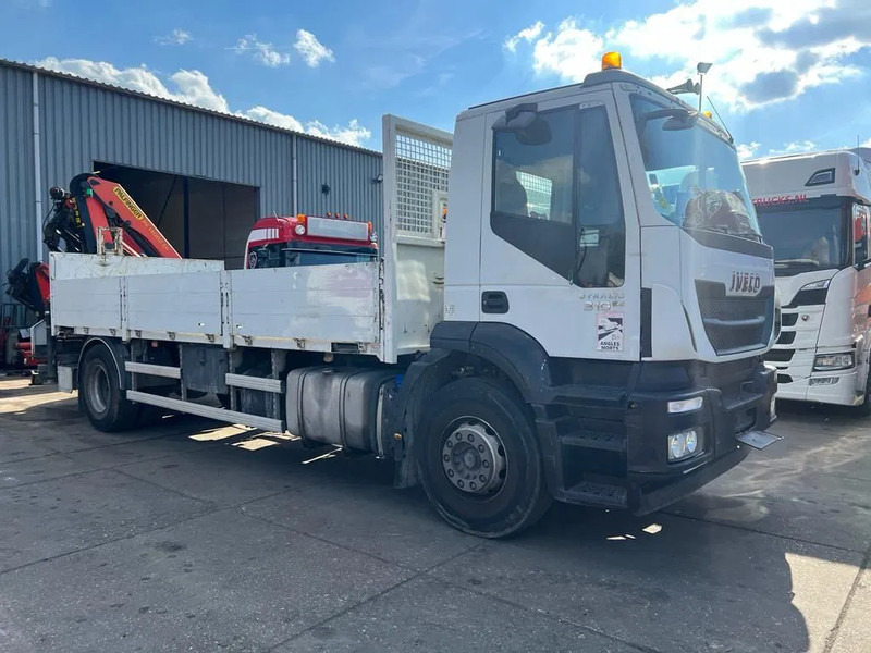 Iveco Stralis 310 PALFINGER PK14002 - MOTOR DEFECT - Xe tải thùng lửng/ Phẳng, Xe cẩu tự hành: hình 3 Iveco Stralis 310 PALFINGER PK14002 - MOTOR DEFECT - Xe tải thùng lửng/ Phẳng, Xe cẩu tự hành: hình 3