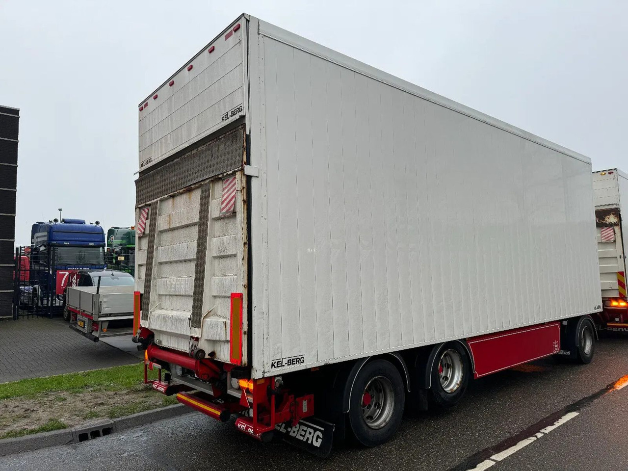 Kel-Berg D24B3 - 3 AXLE BPW + ZEPRO ZHD 250-155 MA - Rơ moóc hộp kín: hình 3 Kel-Berg D24B3 - 3 AXLE BPW + ZEPRO ZHD 250-155 MA - Rơ moóc hộp kín: hình 3