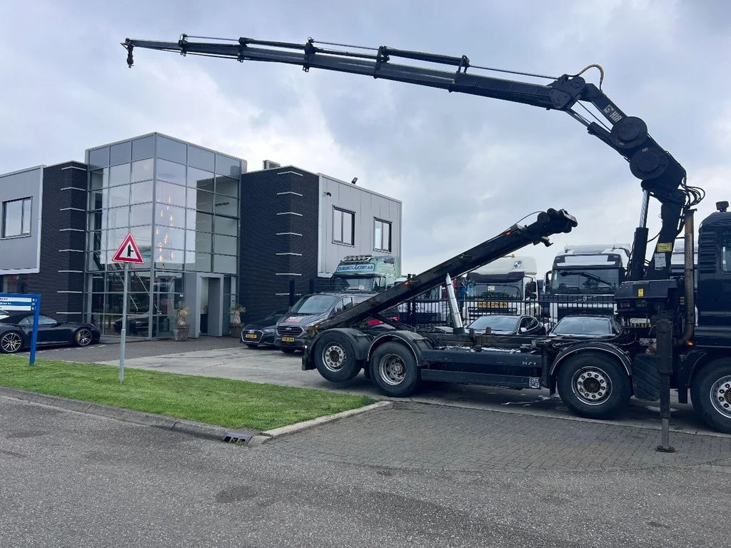 Xe tải nâng móc MAN TGS 35.440 8X2-4 + HIAB 220C-5 REMOTE + CABLE LI: hình 6