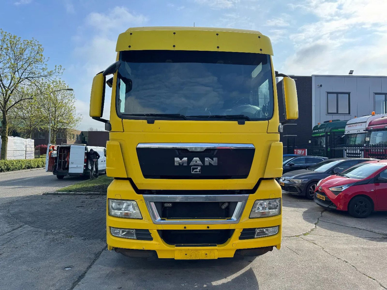MAN TGX 26.360 6X2 - EURO 5 + ZEPRO LIFT + LIFT/STEE - Xe tải hộp: hình 2 MAN TGX 26.360 6X2 - EURO 5 + ZEPRO LIFT + LIFT/STEE - Xe tải hộp: hình 2