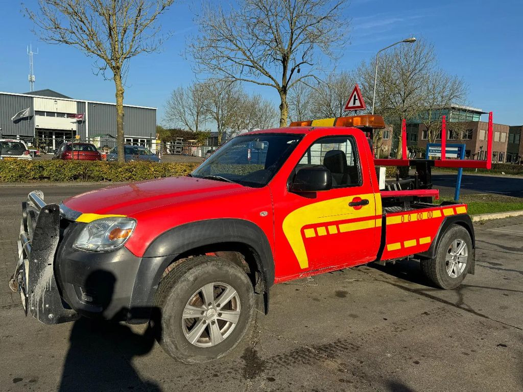 Mazda BT-50 4X4 + TOW TRUCK + DOUBLE WINCH + REMOTE - Xe tải kéo: hình 1 Mazda BT-50 4X4 + TOW TRUCK + DOUBLE WINCH + REMOTE - Xe tải kéo: hình 1