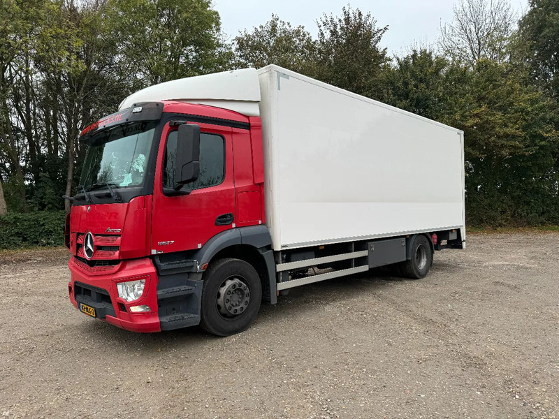 Xe tải hộp Mercedes-Benz Antos 1927 4X2 4 UNITS EURO 6 DHOLLANDIA LIFT: hình 6