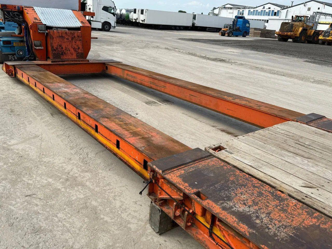 Nooteboom EURO-59-03 P 5,3 METER EXTANDABLE 3X STEERING - Sơ mi rơ moóc thùng thấp: hình 4 Nooteboom EURO-59-03 P 5,3 METER EXTANDABLE 3X STEERING - Sơ mi rơ moóc thùng thấp: hình 4