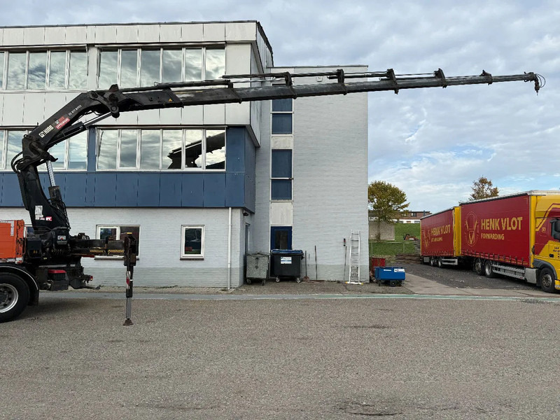 Renault Premium 430 8X4 EEV + HIAB 477 E-7 HIPRO + REMOTE - Xe cẩu tự hành: hình 4 Renault Premium 430 8X4 EEV + HIAB 477 E-7 HIPRO + REMOTE - Xe cẩu tự hành: hình 4