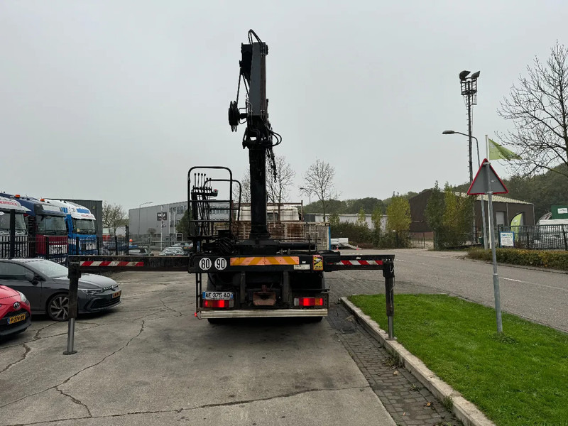 Scania P124-360 6X4 EURO 2 HIAB 200 C-5 ALL 2000 - Xe tải thùng lửng/ Phẳng, Xe cẩu tự hành: hình 5 Scania P124-360 6X4 EURO 2 HIAB 200 C-5 ALL 2000 - Xe tải thùng lửng/ Phẳng, Xe cẩu tự hành: hình 5