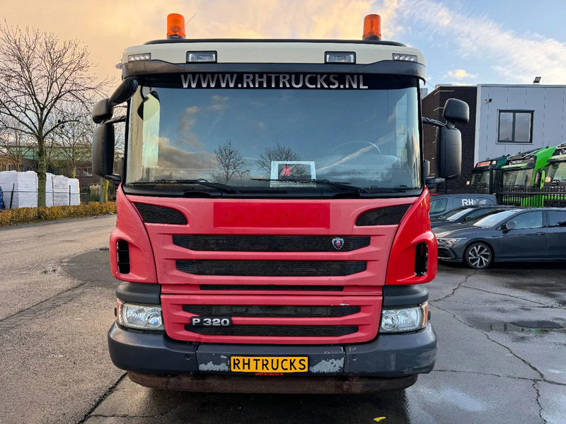 Scania P320 6X2 - EURO 6 + HIAB XS 144 HIPRO + REMOTE + HIAB HOOK + RETARDER - Xe cẩu tự hành: hình 3 Scania P320 6X2 - EURO 6 + HIAB XS 144 HIPRO + REMOTE + HIAB HOOK + RETARDER - Xe cẩu tự hành: hình 3