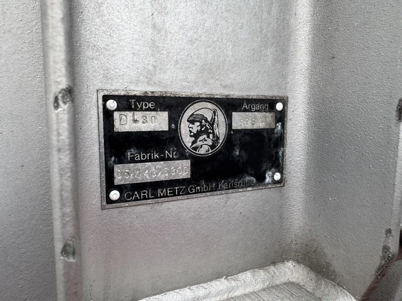 Xe tải cứu hỏa Scania P82 4X2 - FIRE TRUCK - 30M LIFT: hình 14 Xe tải cứu hỏa Scania P82 4X2 - FIRE TRUCK - 30M LIFT: hình 14