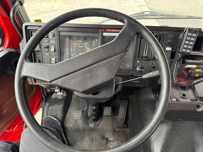 Xe tải cứu hỏa Scania P82 4X2 - FIRE TRUCK - 30M LIFT: hình 8 Xe tải cứu hỏa Scania P82 4X2 - FIRE TRUCK - 30M LIFT: hình 8