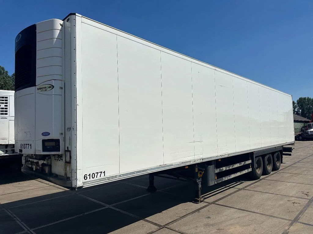 Schmitz Cargobull PRICES FROM €7450 TO €8950,- 4 - Sơ mi rơ moóc đông lạnh: hình 1 Schmitz Cargobull PRICES FROM €7450 TO €8950,- 4 - Sơ mi rơ moóc đông lạnh: hình 1