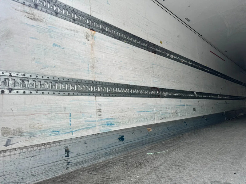 Schmitz Cargobull THERMO KING SLXE200 BPW AXLE - Sơ mi rơ moóc đông lạnh: hình 4 Schmitz Cargobull THERMO KING SLXE200 BPW AXLE - Sơ mi rơ moóc đông lạnh: hình 4