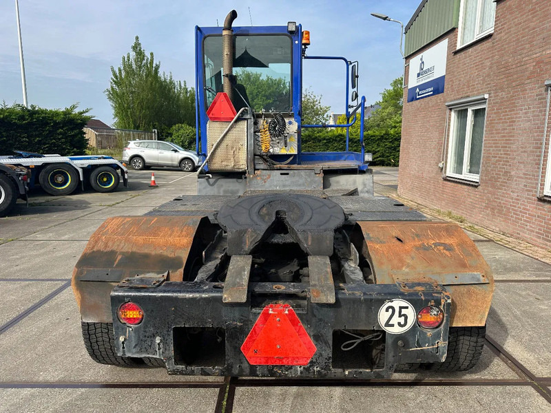 Terberg YT 182 MOTOR ROOKT - Máy cày trạm: hình 5 Terberg YT 182 MOTOR ROOKT - Máy cày trạm: hình 5