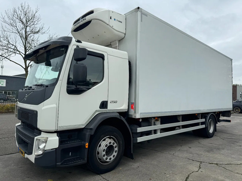 Volvo FE 250 4X2 - EURO 6 + THERMOKING T-500R + DHOLLANDIA LIFT + TÜV 06-2025 - Xe tải đông lạnh: hình 1 Volvo FE 250 4X2 - EURO 6 + THERMOKING T-500R + DHOLLANDIA LIFT + TÜV 06-2025 - Xe tải đông lạnh: hình 1