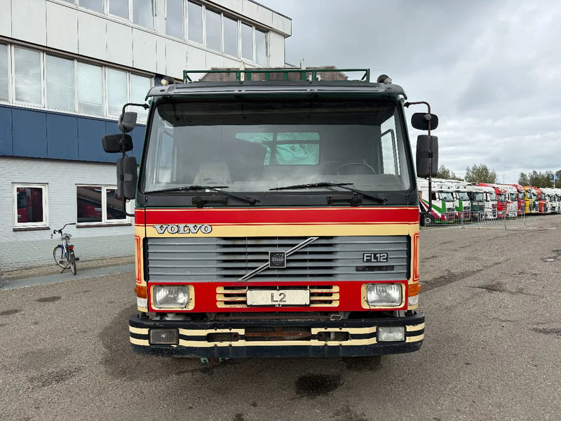 Volvo FL 12.420 6X2 MANUAL GEAR / FULL STEEL SUSP. / 10 TYRES / HUB REDUCT. + CABLELIFT TIPPER + CONTAINER FLATBED - Xe tải hệ thống cáp: hình 2 Volvo FL 12.420 6X2 MANUAL GEAR / FULL STEEL SUSP. / 10 TYRES / HUB REDUCT. + CABLELIFT TIPPER + CONTAINER FLATBED - Xe tải hệ thống cáp: hình 2