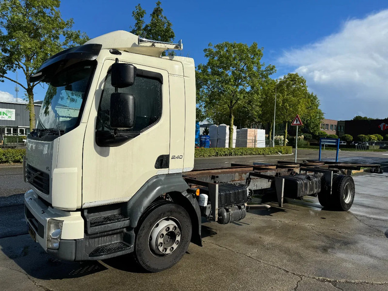 Volvo FL 240 4X2 - EURO 5 CHASSIS - Xe tải khung gầm: hình 1 Volvo FL 240 4X2 - EURO 5 CHASSIS - Xe tải khung gầm: hình 1