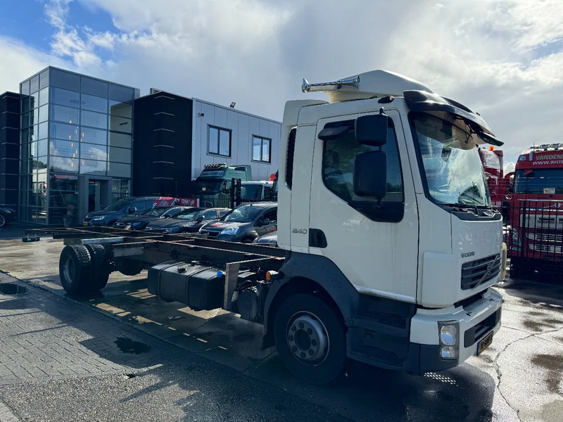 Volvo FL 240 4X2 - EURO 5 - TÜV 08-2025 - Xe tải khung gầm: hình 3 Volvo FL 240 4X2 - EURO 5 - TÜV 08-2025 - Xe tải khung gầm: hình 3