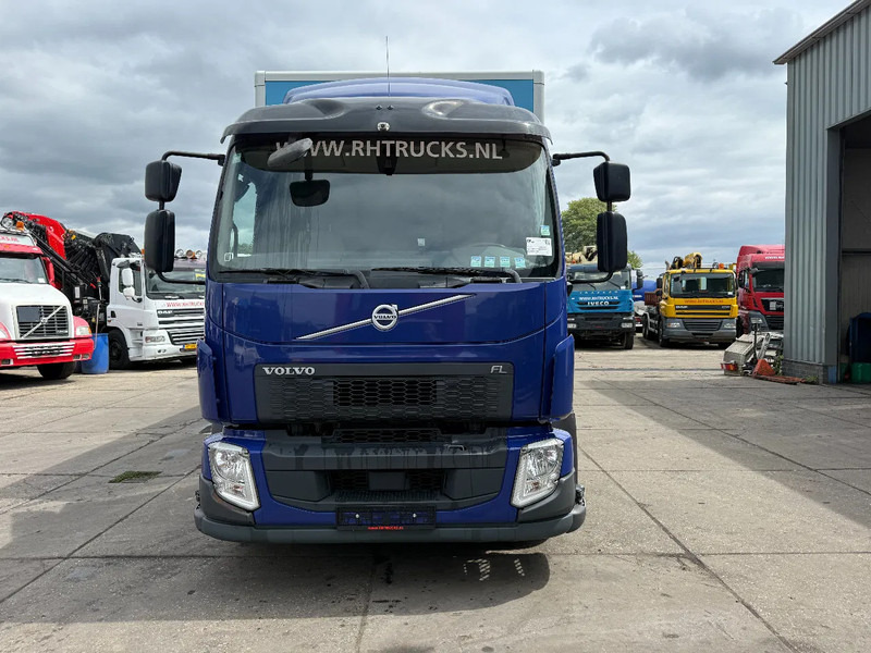 Volvo FL 250 4X2 EURO 6 CARGOLOCK DHOLLANDIA LIFT 360 DEGREES CAMERA - Xe tải hộp: hình 3 Volvo FL 250 4X2 EURO 6 CARGOLOCK DHOLLANDIA LIFT 360 DEGREES CAMERA - Xe tải hộp: hình 3