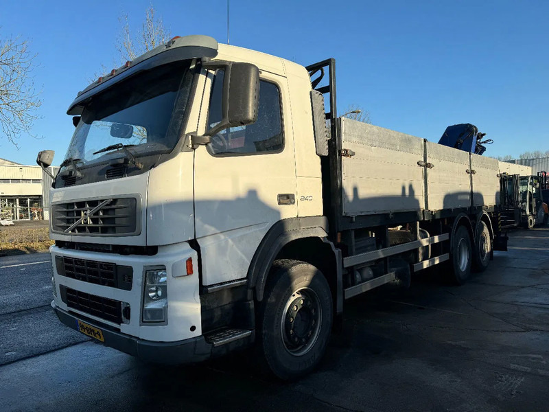 Cho thuê Volvo FM 340 6X2 EFFER 140 2S EURO 3 Volvo FM 340 6X2 EFFER 140 2S EURO 3: hình 15 Cho thuê Volvo FM 340 6X2 EFFER 140 2S EURO 3 Volvo FM 340 6X2 EFFER 140 2S EURO 3: hình 15
