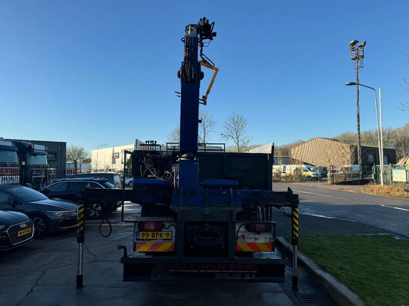 Cho thuê Volvo FM 340 6X2 EFFER 140 2S EURO 3 Volvo FM 340 6X2 EFFER 140 2S EURO 3: hình 11 Cho thuê Volvo FM 340 6X2 EFFER 140 2S EURO 3 Volvo FM 340 6X2 EFFER 140 2S EURO 3: hình 11