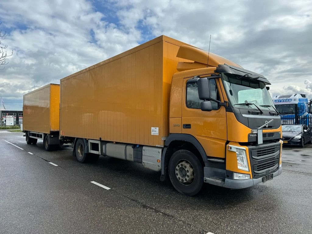 Volvo FM 370 4X2 EURO 6 + HANGER + CARGOBOX + CARGOLIF - Xe tải hộp: hình 2 Volvo FM 370 4X2 EURO 6 + HANGER + CARGOBOX + CARGOLIF - Xe tải hộp: hình 2