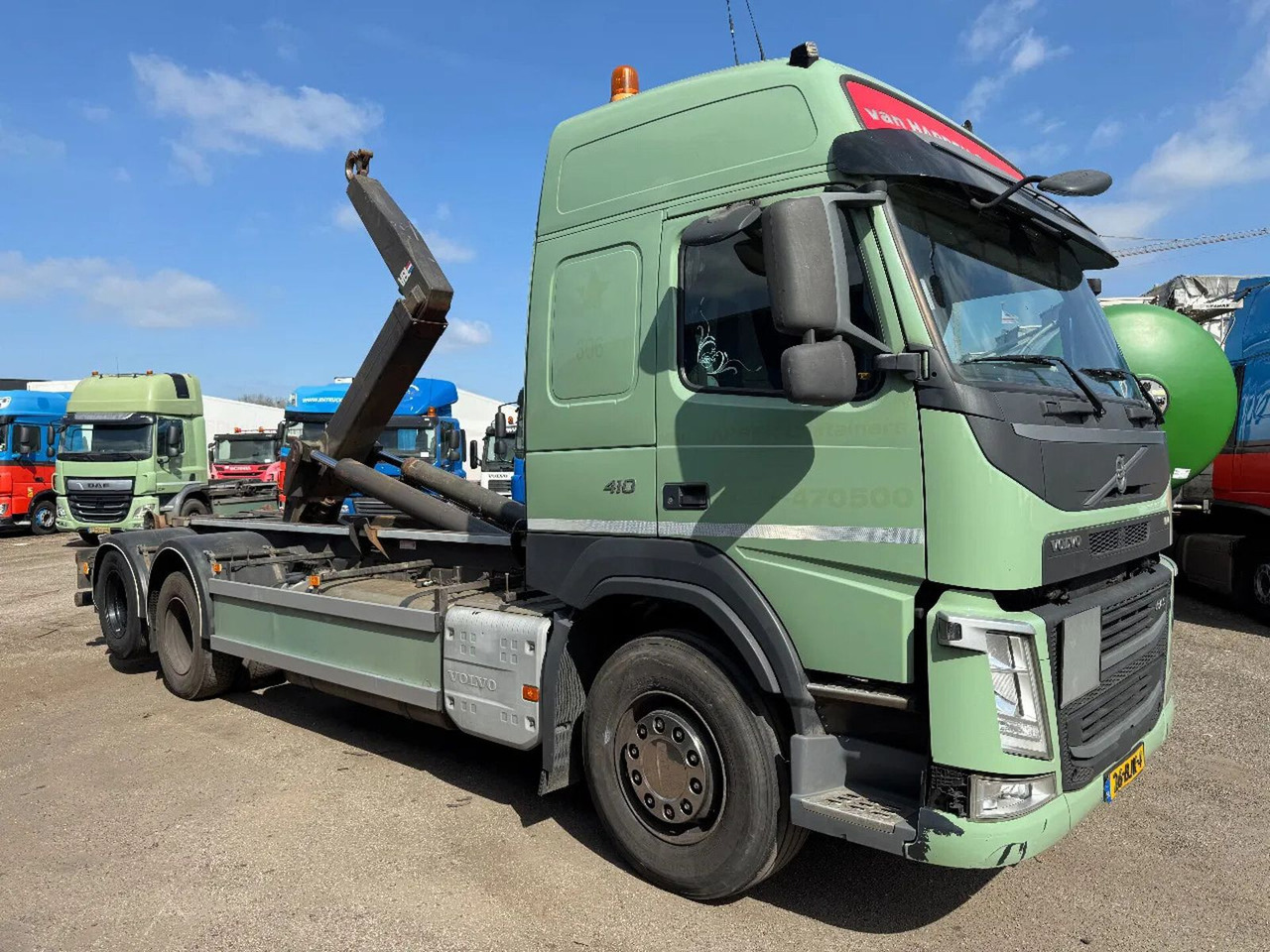 Volvo FM 410 6X2 EURO 6 VDL 20 T HOOK LIFTING AXLE - Xe tải nâng móc: hình 2 Volvo FM 410 6X2 EURO 6 VDL 20 T HOOK LIFTING AXLE - Xe tải nâng móc: hình 2