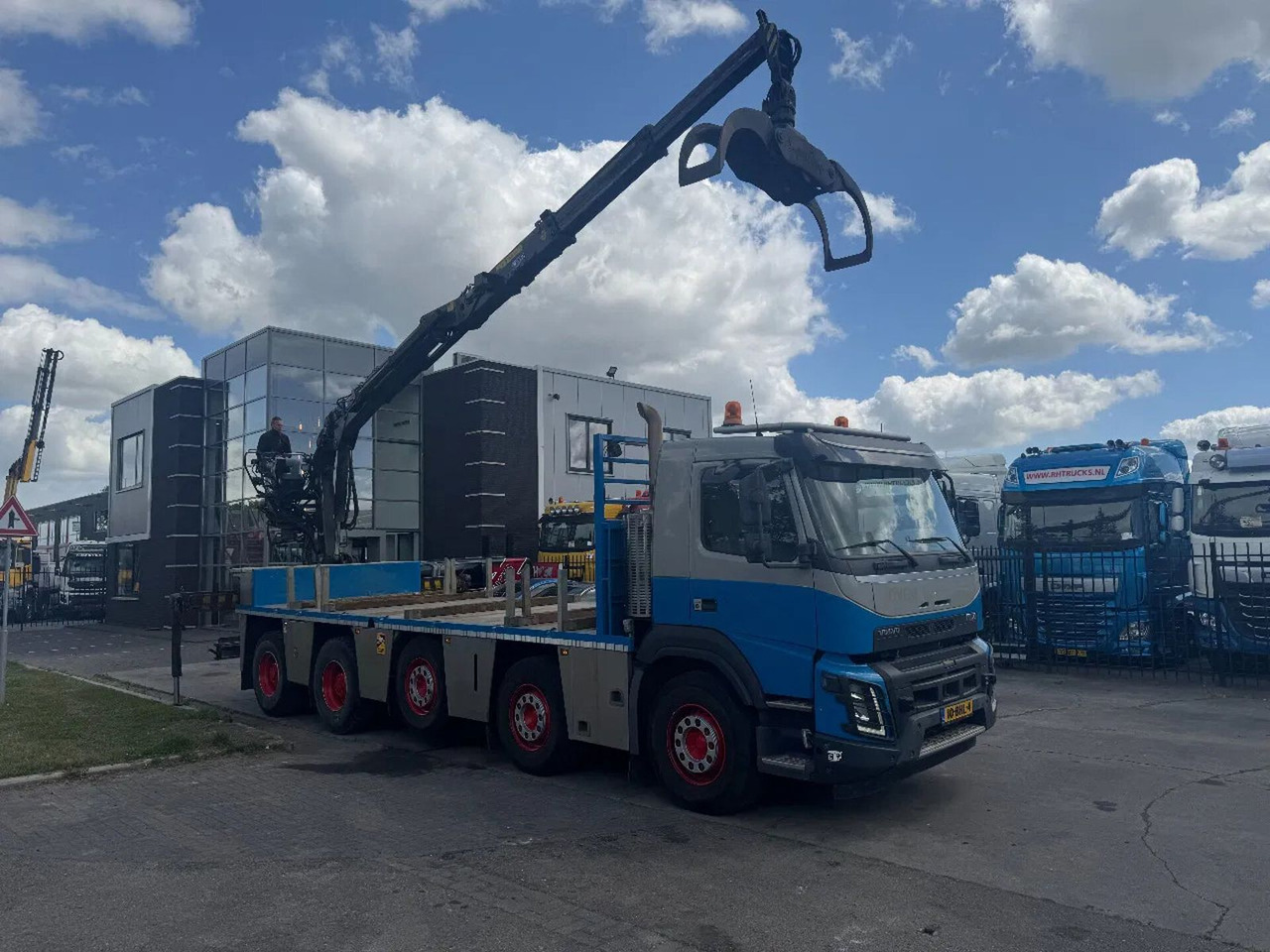 Volvo FMX 460 10X4 HIAB J2640ZT + HULTDINS GRIJPER HUB - Xe tải thùng lửng/ Phẳng, Xe cẩu tự hành: hình 3 Volvo FMX 460 10X4 HIAB J2640ZT + HULTDINS GRIJPER HUB - Xe tải thùng lửng/ Phẳng, Xe cẩu tự hành: hình 3