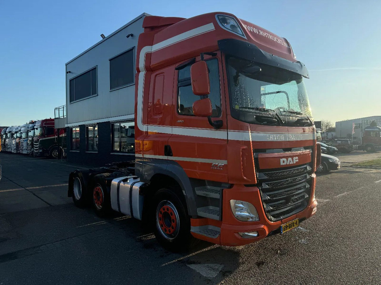 DAF CF 460 6X2 - EURO 6 + LIFT/STEERING AXLE DAF CF 460 6X2 - EURO 6 + LIFT/STEERING AXLE - Xe đầu kéo: hình 3 DAF CF 460 6X2 - EURO 6 + LIFT/STEERING AXLE DAF CF 460 6X2 - EURO 6 + LIFT/STEERING AXLE - Xe đầu kéo: hình 3