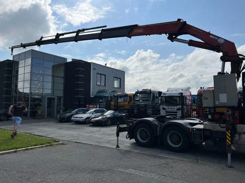 DAF XF 105.460 6X4 EURO 5 + HMF 4220 K6 + REMOTE CONTROL + RETARDER - Xe đầu kéo: hình 4 DAF XF 105.460 6X4 EURO 5 + HMF 4220 K6 + REMOTE CONTROL + RETARDER - Xe đầu kéo: hình 4