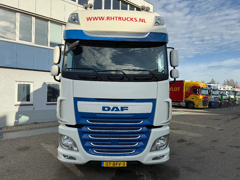 DAF XF 440 4X2 EURO 6 MEGA - ONLY 522.576 KM! - Xe đầu kéo: hình 2 DAF XF 440 4X2 EURO 6 MEGA - ONLY 522.576 KM! - Xe đầu kéo: hình 2
