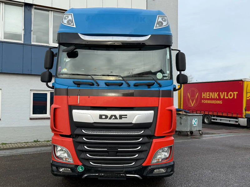 DAF XF 450 4X2 EURO 6 - MEGA - Xe đầu kéo: hình 2 DAF XF 450 4X2 EURO 6 - MEGA - Xe đầu kéo: hình 2