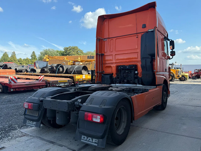 DAF XF 450 4X2 EURO 6 SKIRTS STANDKLIMA - Xe đầu kéo: hình 4 DAF XF 450 4X2 EURO 6 SKIRTS STANDKLIMA - Xe đầu kéo: hình 4