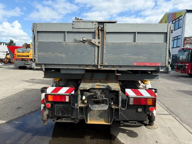 MAN 33.463 33-463 8x4 met 62 effer kraan 6x uitschuifbaar - Xe đầu kéo: hình 5 MAN 33.463 33-463 8x4 met 62 effer kraan 6x uitschuifbaar - Xe đầu kéo: hình 5