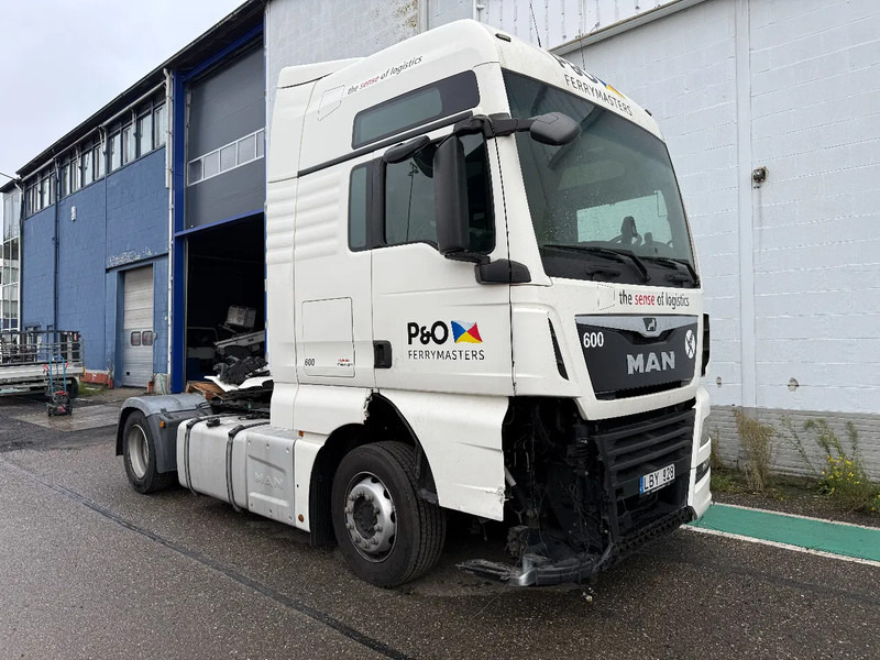 MAN TGX 18.460 4X2 + RETARDER - ENGINE BROKEN - Xe đầu kéo: hình 3 MAN TGX 18.460 4X2 + RETARDER - ENGINE BROKEN - Xe đầu kéo: hình 3