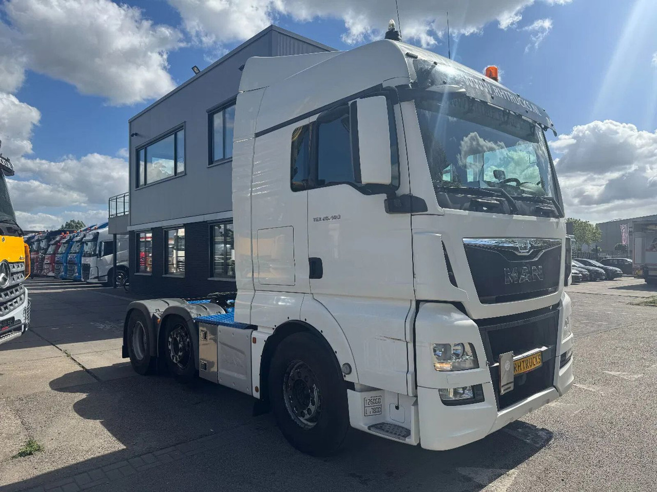 MAN TGX 26.480 6X2 EURO 6 SPOILERS AUTOMATIC - Xe đầu kéo: hình 3 MAN TGX 26.480 6X2 EURO 6 SPOILERS AUTOMATIC - Xe đầu kéo: hình 3