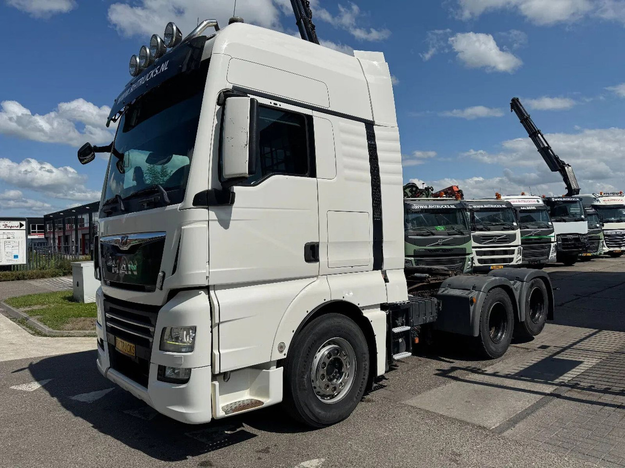 MAN TGX 28.500 6X2 EURO 6 RETARDER DOUBLE AIR - Xe đầu kéo: hình 1 MAN TGX 28.500 6X2 EURO 6 RETARDER DOUBLE AIR - Xe đầu kéo: hình 1