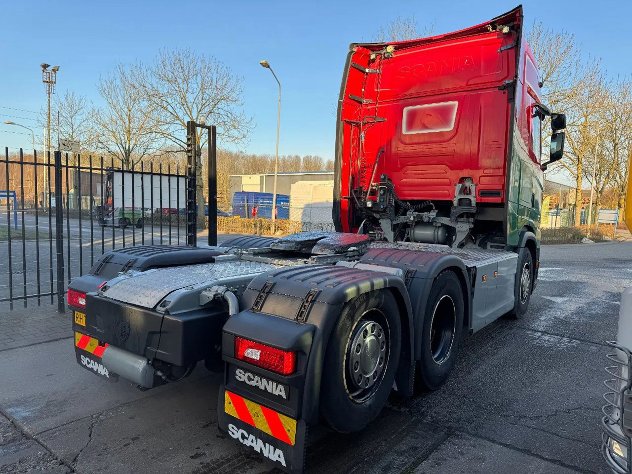 Scania S500 6X2 - EURO 6 + LIFT AXLE Scania S500 6X2 - EURO 6 + LIFT AXLE - Xe đầu kéo: hình 4 Scania S500 6X2 - EURO 6 + LIFT AXLE Scania S500 6X2 - EURO 6 + LIFT AXLE - Xe đầu kéo: hình 4