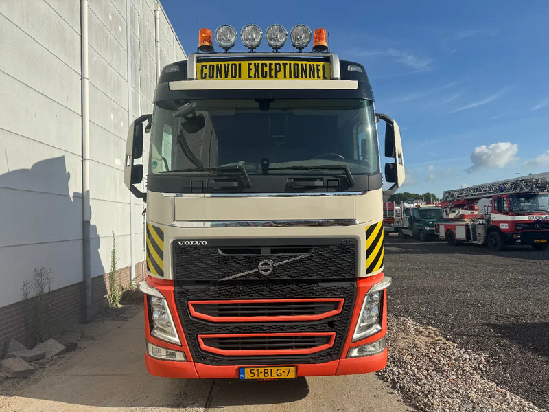 Volvo FH 13.540 8X4, 150 TON, INTARDER, 566862 KM - Xe đầu kéo: hình 2 Volvo FH 13.540 8X4, 150 TON, INTARDER, 566862 KM - Xe đầu kéo: hình 2