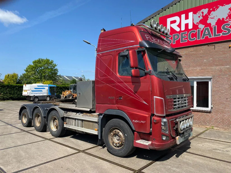 Volvo FH 16.700 FH16-700 8X4 140 TON FULL STEEL - Xe đầu kéo: hình 4 Volvo FH 16.700 FH16-700 8X4 140 TON FULL STEEL - Xe đầu kéo: hình 4