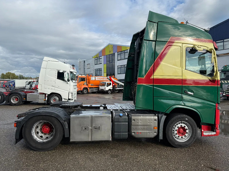 Volvo FH 460 - Xe đầu kéo: hình 5 Volvo FH 460 - Xe đầu kéo: hình 5