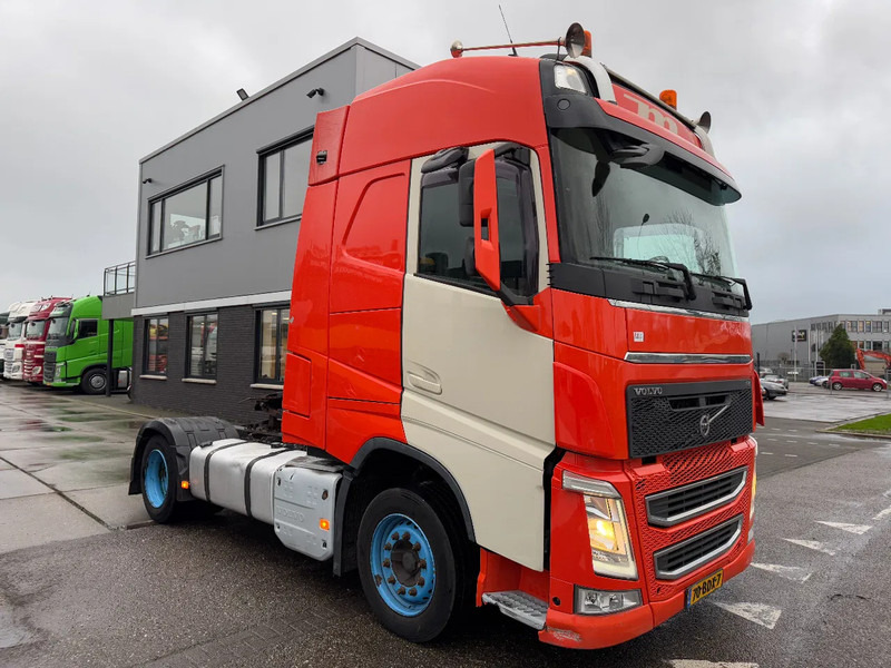 Volvo FH FH420 - Xe đầu kéo: hình 3 Volvo FH FH420 - Xe đầu kéo: hình 3
