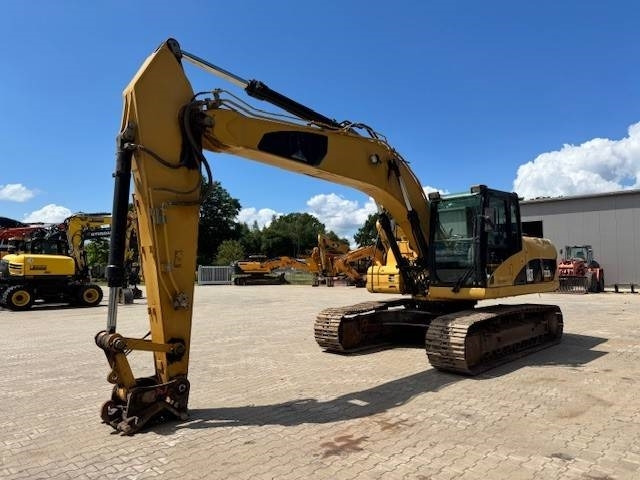 CAT 323 D L - Máy xúc bánh xích: hình 3 CAT 323 D L - Máy xúc bánh xích: hình 3
