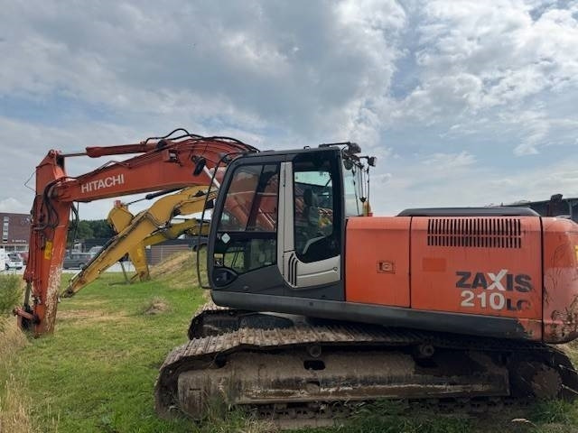 HITACHI ZX 210LC - Máy xúc bánh xích: hình 4 HITACHI ZX 210LC - Máy xúc bánh xích: hình 4