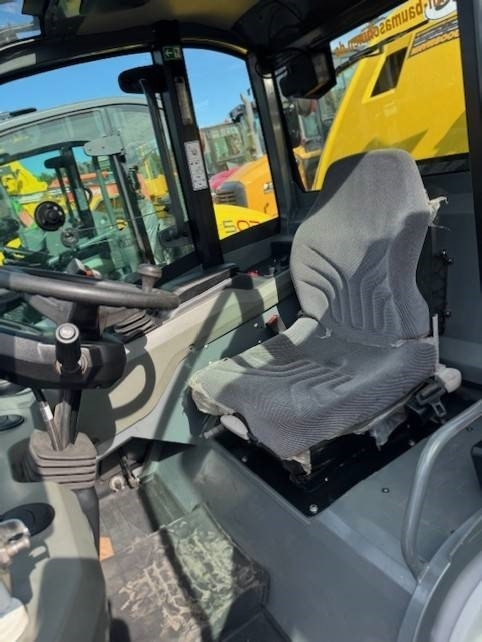 Máy xúc lật bánh lốp KRAMER 5035: hình 6 Máy xúc lật bánh lốp KRAMER 5035: hình 6