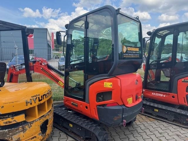 Kubota KX 018-4 - Máy xúc mini: hình 1 Kubota KX 018-4 - Máy xúc mini: hình 1