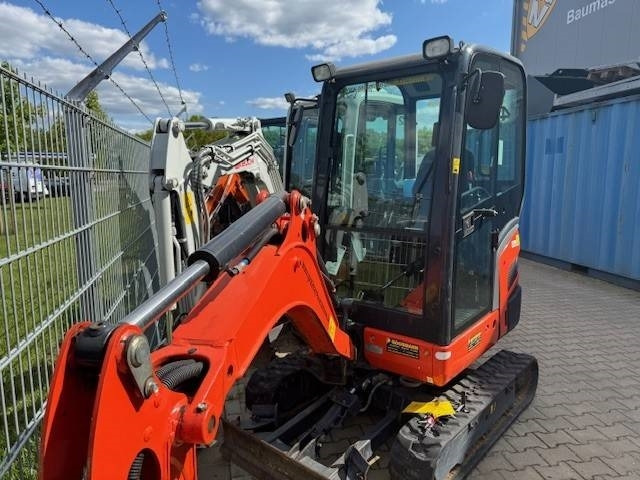 Kubota KX 018-4 - Máy xúc mini: hình 3 Kubota KX 018-4 - Máy xúc mini: hình 3