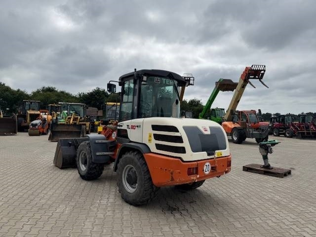 Terex TL 80 - Máy xúc lật bánh lốp: hình 4 Terex TL 80 - Máy xúc lật bánh lốp: hình 4