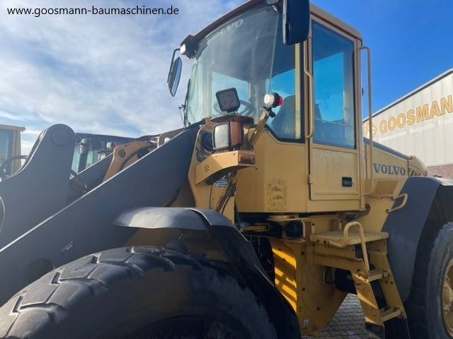 Volvo L 70 E - Máy xúc lật bánh lốp: hình 3 Volvo L 70 E - Máy xúc lật bánh lốp: hình 3
