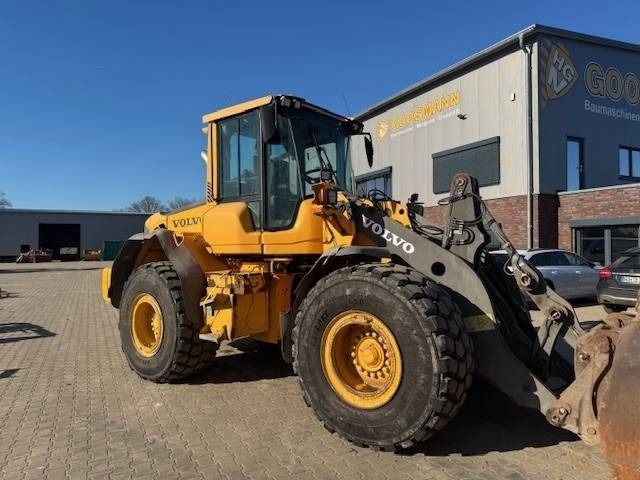 Volvo L 90 F - Máy xúc lật bánh lốp: hình 2 Volvo L 90 F - Máy xúc lật bánh lốp: hình 2
